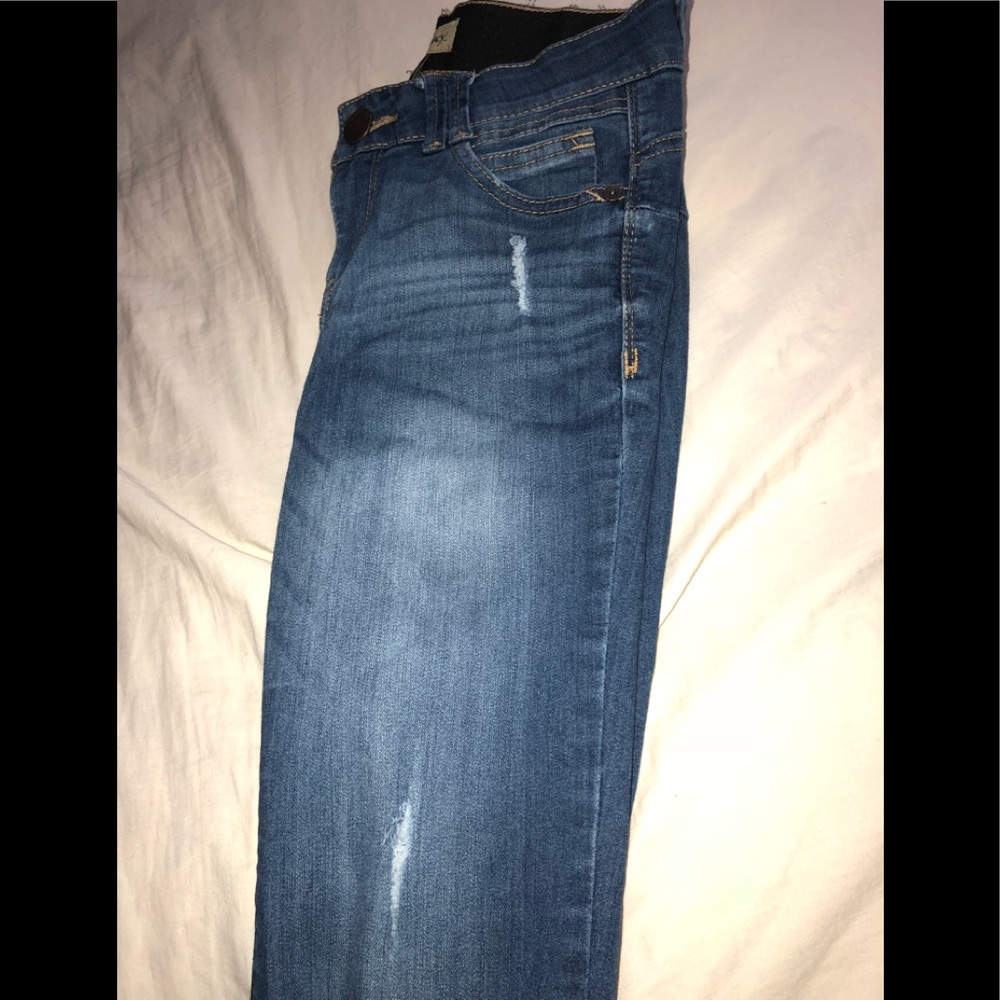 Booty lifting skinny jeans